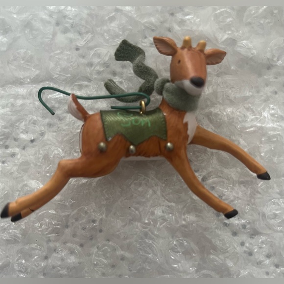 Brand new in box 2006 Hallmark ornament - Picture 4 of 5